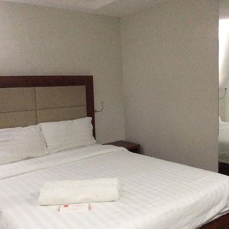Cherry Midtown Hotel Olongapo Værelse billede