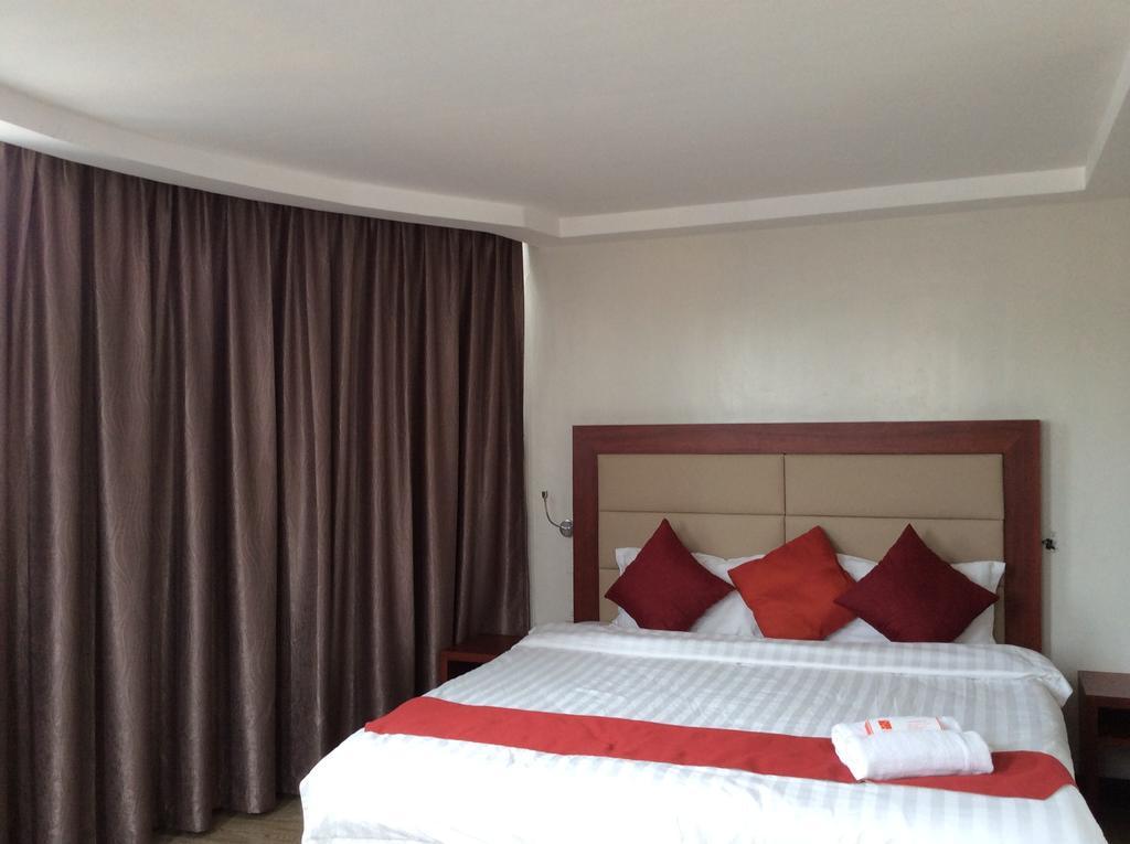 Cherry Midtown Hotel Olongapo Værelse billede