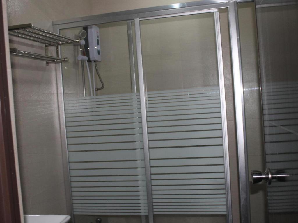 Cherry Midtown Hotel Olongapo Eksteriør billede