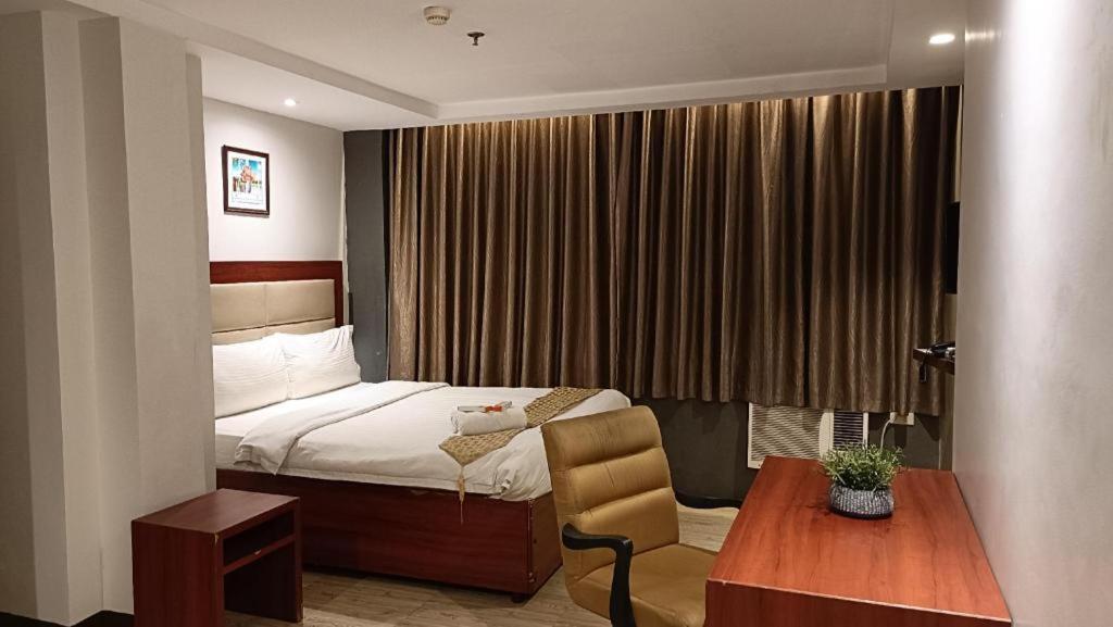 Cherry Midtown Hotel Olongapo Eksteriør billede