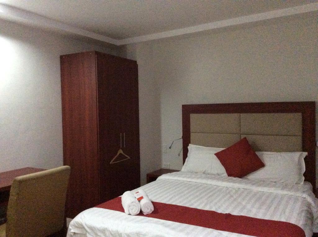 Cherry Midtown Hotel Olongapo Værelse billede