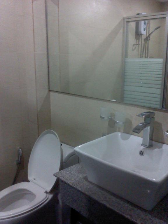 Cherry Midtown Hotel Olongapo Eksteriør billede