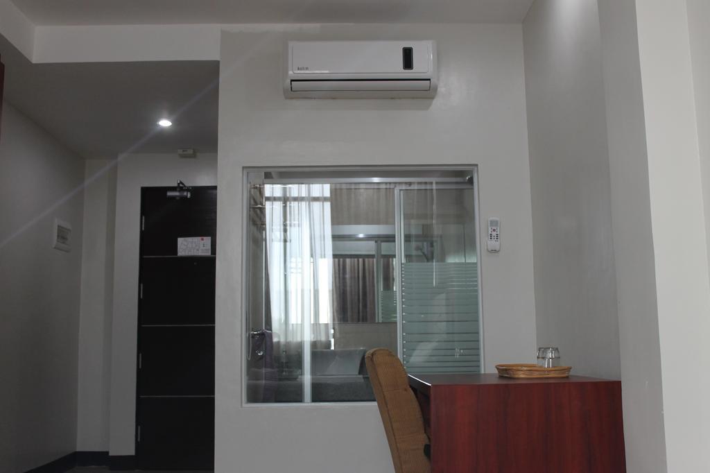 Cherry Midtown Hotel Olongapo Værelse billede