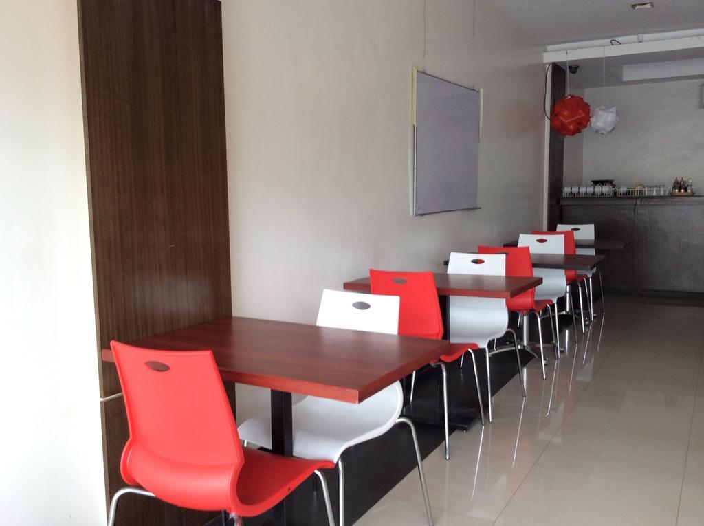 Cherry Midtown Hotel Olongapo Eksteriør billede